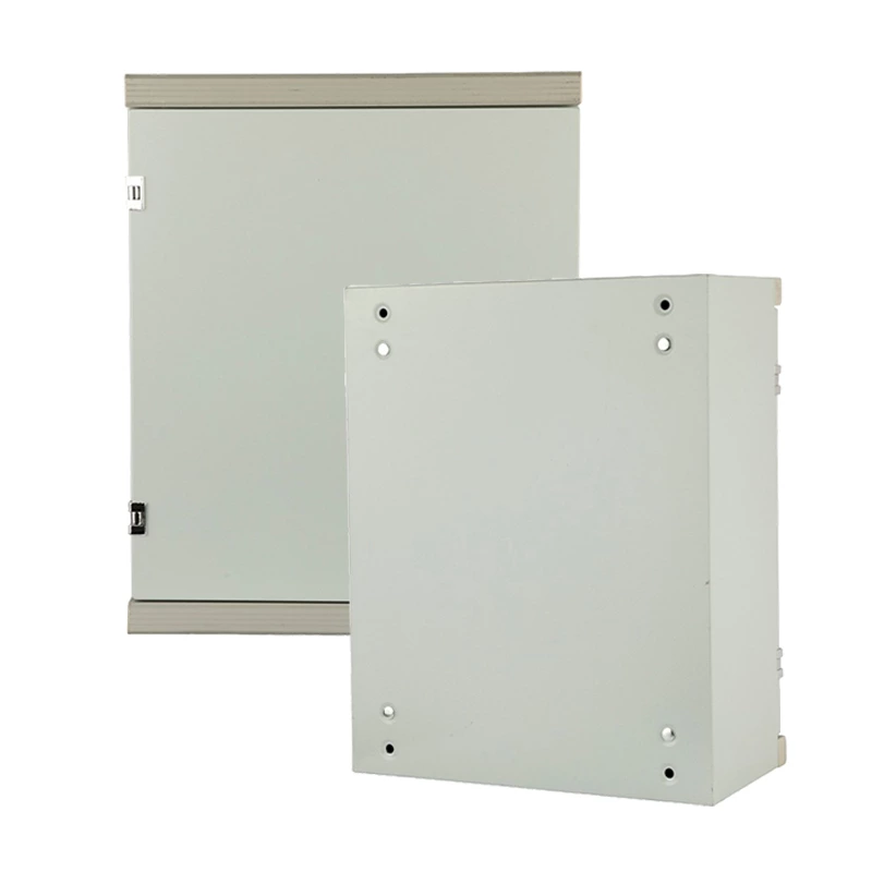 صندوق كهربائي مع فتحات على جميع الجوانب