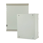 صندوق كهربائي مع فتحات على جميع الجوانب