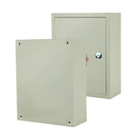 حاوية كهربائية مزودة بوصلات تثبيت للتثبيت على الحائط